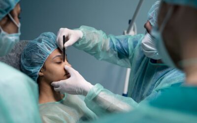 Quels sont les avis sur la rhinoplastie à Lyon pour corriger un nez dévié depuis la naissance ?